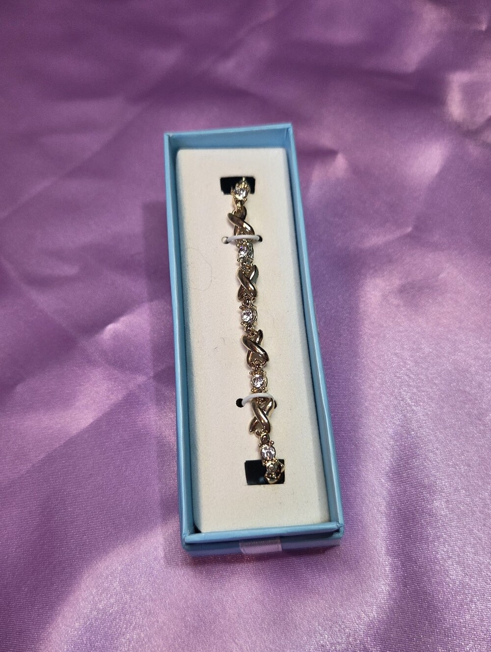 Vintage Avon Sparkling Tennis Bracelet In A Gift-Ready Box